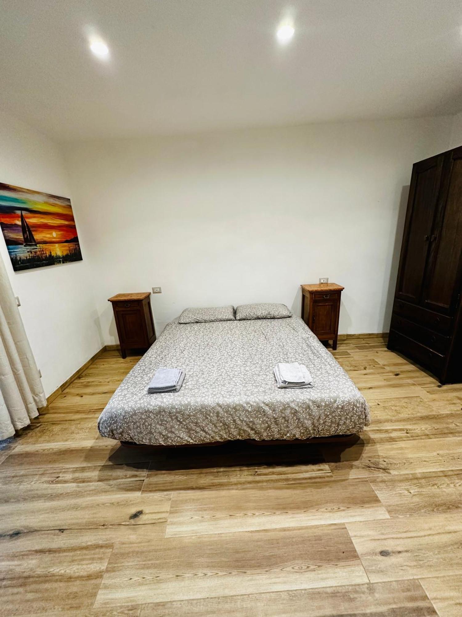 Cats & Breakfast Apartment Vogogna Bagian luar foto